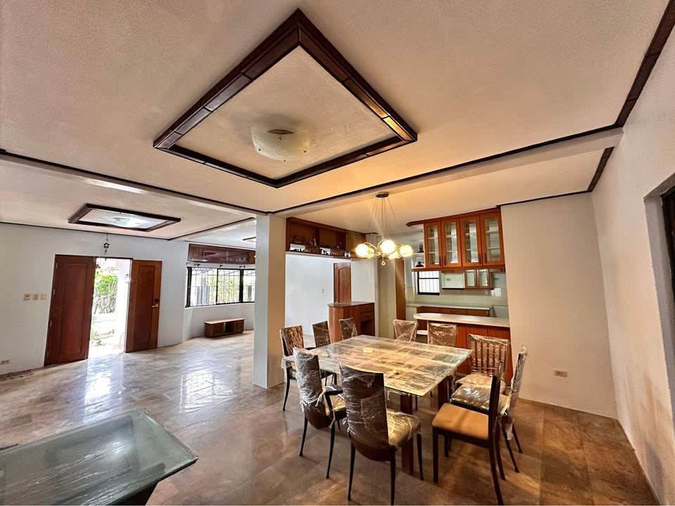 House For Rent in East Fairview Subdivision, Quezon City | Semi Furnished - rental in Quezon City