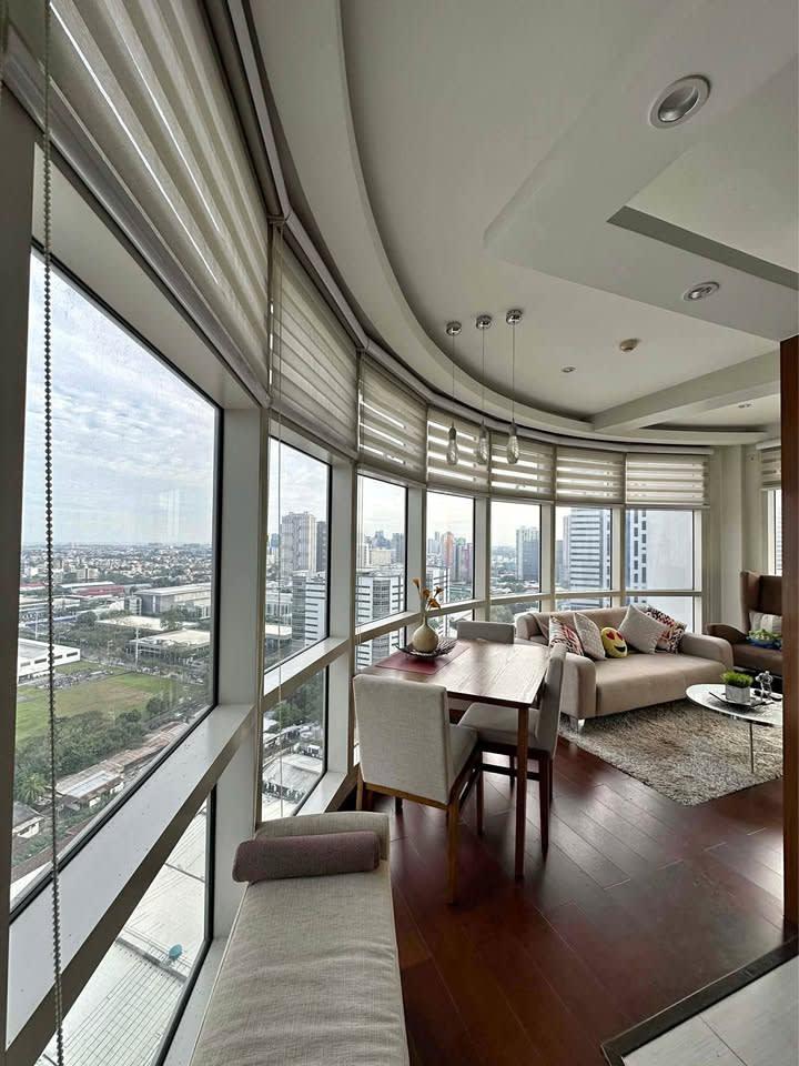 2BR Corner π¨π‘ππ§ π³πΌπΏ π₯ππ‘π§ - rental in Mandaluyong City