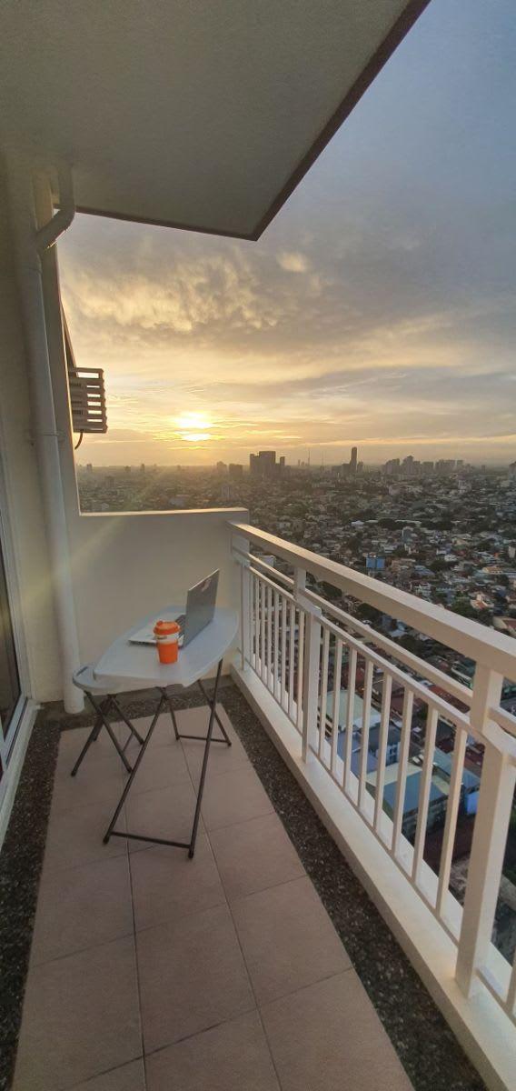 Modern and Cozy 2-Bedroom Condo along Aurora Blvd near Cubao, QC - rental in Quezon City