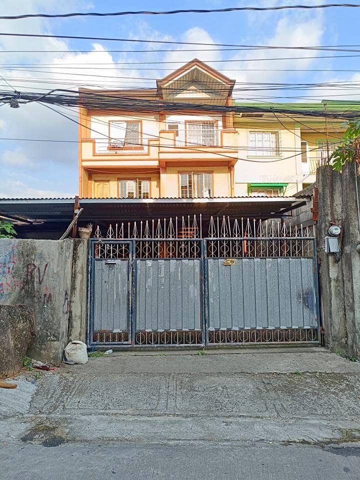 HOUSE FOR RENT - rental in Quezon City