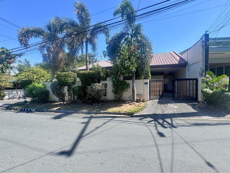 House for Rent in Merville - rental in Parañaque City