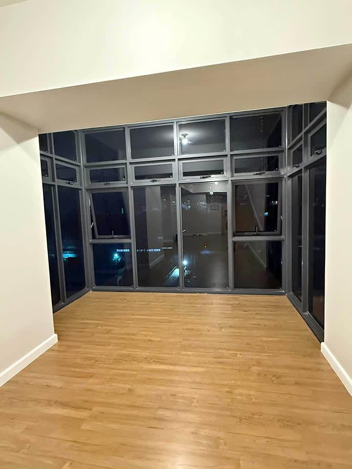 For Rent Big Condominium Unit 2-Bedroom with Parking (Portico AlveoPasig) - rental in Pasig City