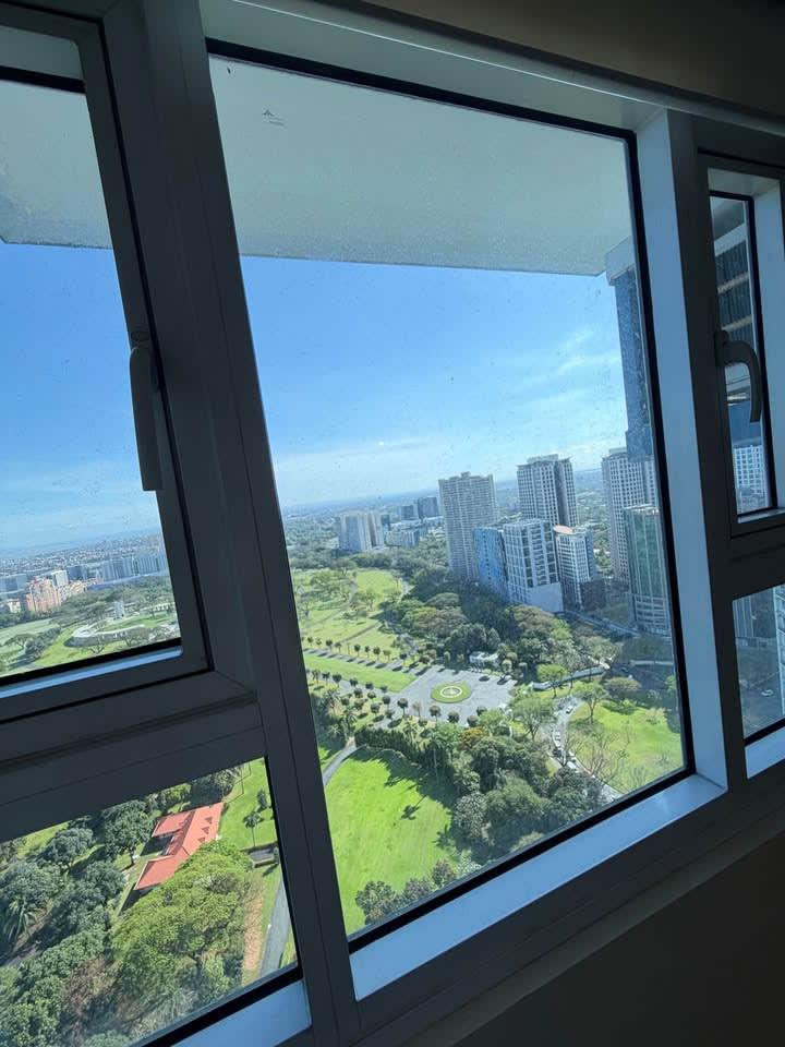 For Rent Trion Towers 1BR Bare BGC - rental in BGC / Taguig