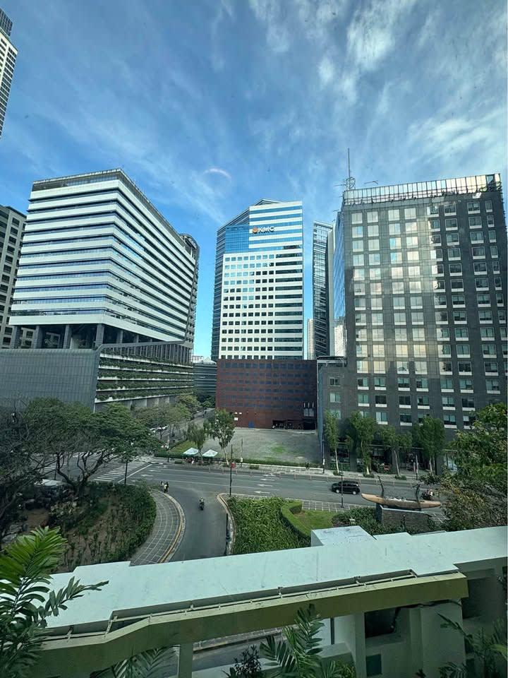 Forbeswood parklane 1br 48sqm - rental in BGC / Taguig