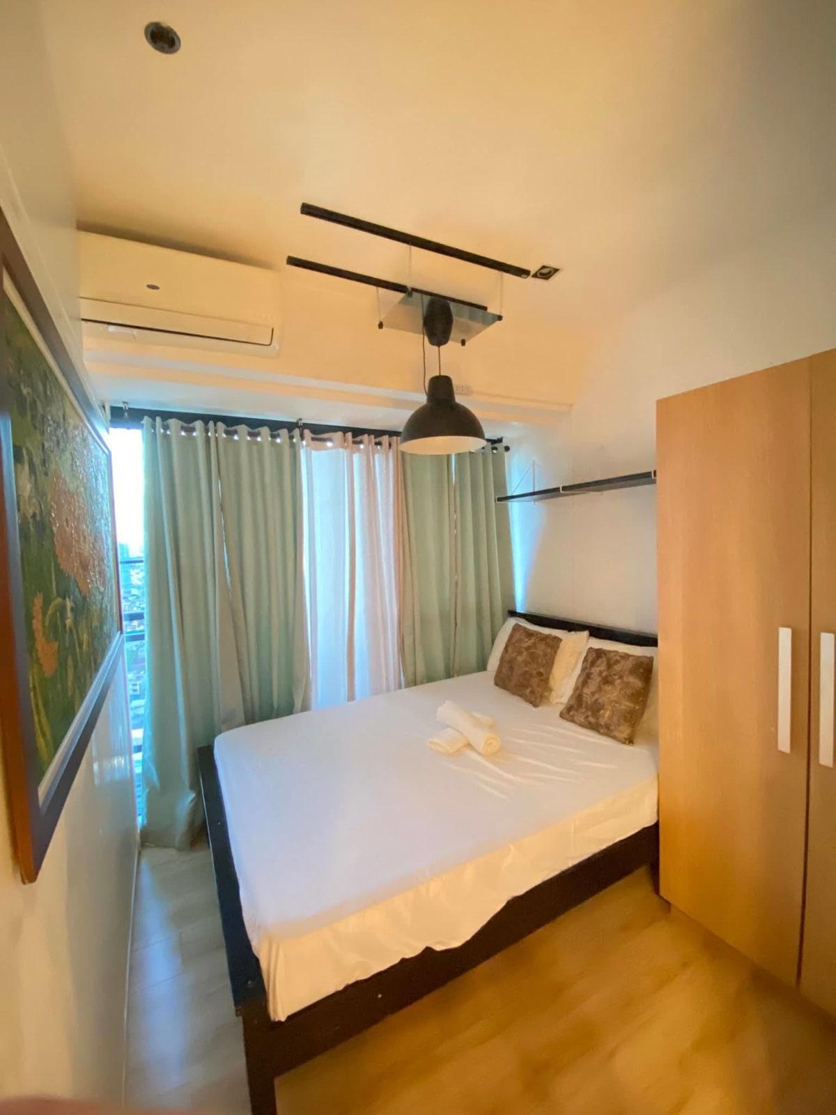 Condo For Rent Poblacion, Makati - rental in Makati