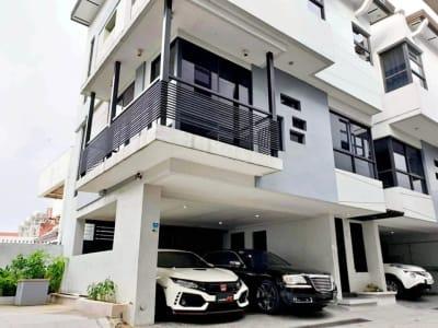 Corner Unit 3BR Townhouse in Don Antonio Heights, Quezon City - rental in Manila