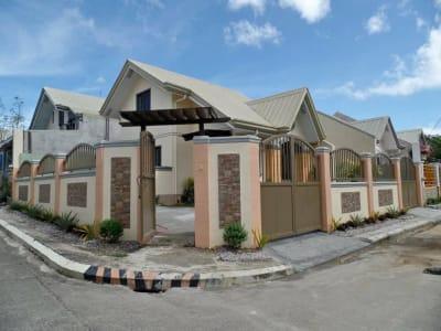 2 -storey house and lot for rent