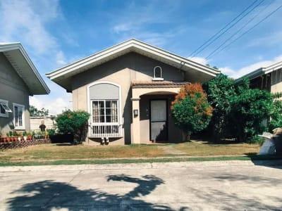 HOUSE FOR RENT 🎉 2 Bedrooms / Semi furnished - rental in Lapu-Lapu / Mactan