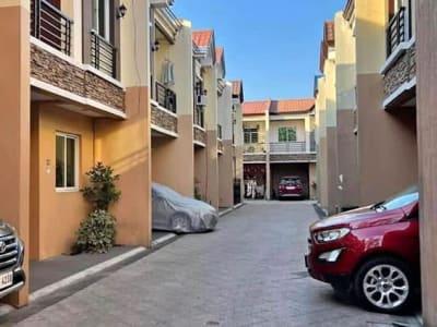 Townhouse for rent - rental in Quezon City