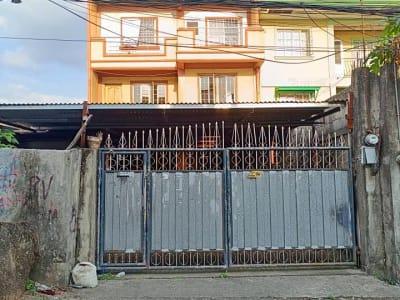 HOUSE FOR RENT - rental in Quezon City
