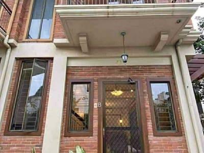 𝗦𝗲𝗺𝗶-𝗙𝘂𝗿𝗻𝗶𝘀𝗵𝗲𝗱 𝗧𝗼𝘄𝗻𝗵𝗼𝘂𝘀𝗲 𝗳𝗼𝗿 𝗥𝗲𝗻𝘁 – 𝗟𝗮𝗻𝗮𝗻𝗴, 𝗗𝗮𝘃𝗮𝗼 𝗖𝗶𝘁𝘆 - rental in Davao City