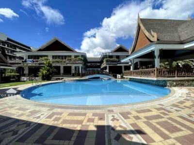 3BR Fully furnished in Royal Palm Residences with parking