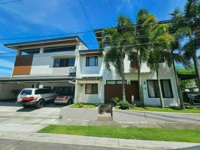 5 BR plus 5 Car Parking FOR RENT Avida Settings Nuvali